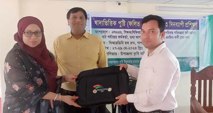 শার্শায় খাদ্যভিত্তিক পুষ্টি বিষয়ে ৬০ কৃষান-কৃষানীকে প্রশিক্ষন প্রদান