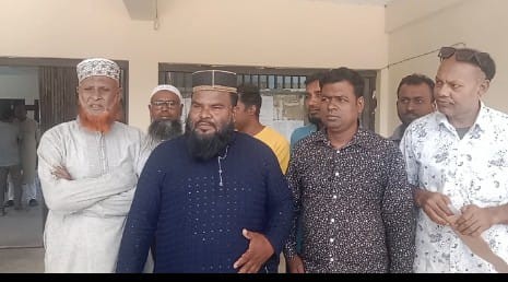 কালিয়ায় ইটভাটা বন্ধের প্রতিবাদে ইউএনও বরাবর স্মারক লিপি  প্রদান