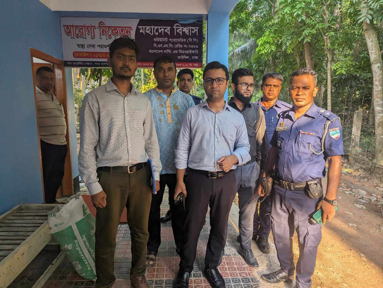নড়াইলে ভুয়া চিকিৎসক মহাদেব বিশ্বাসকে ৫০ হাজার টাকা জরিমানা