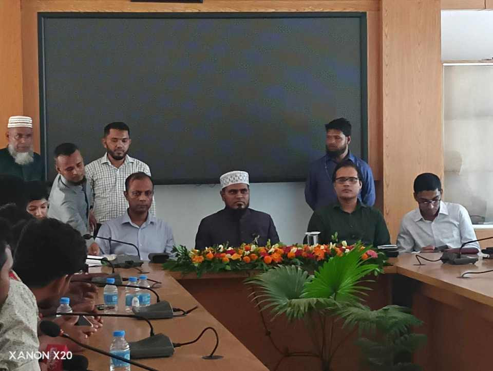 জেলা প্রশাসকের সাথে সাংবাদিকদের মতবিনিময়।