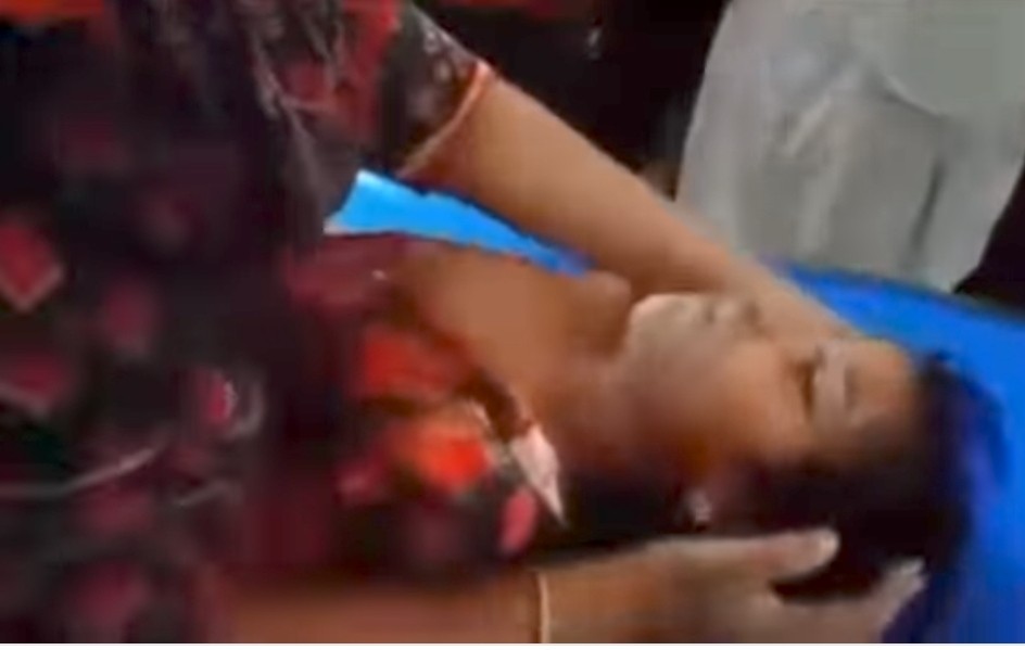 বোনের শশুর দ্বারা  শিশু বোন ধর্ষণের শিকার