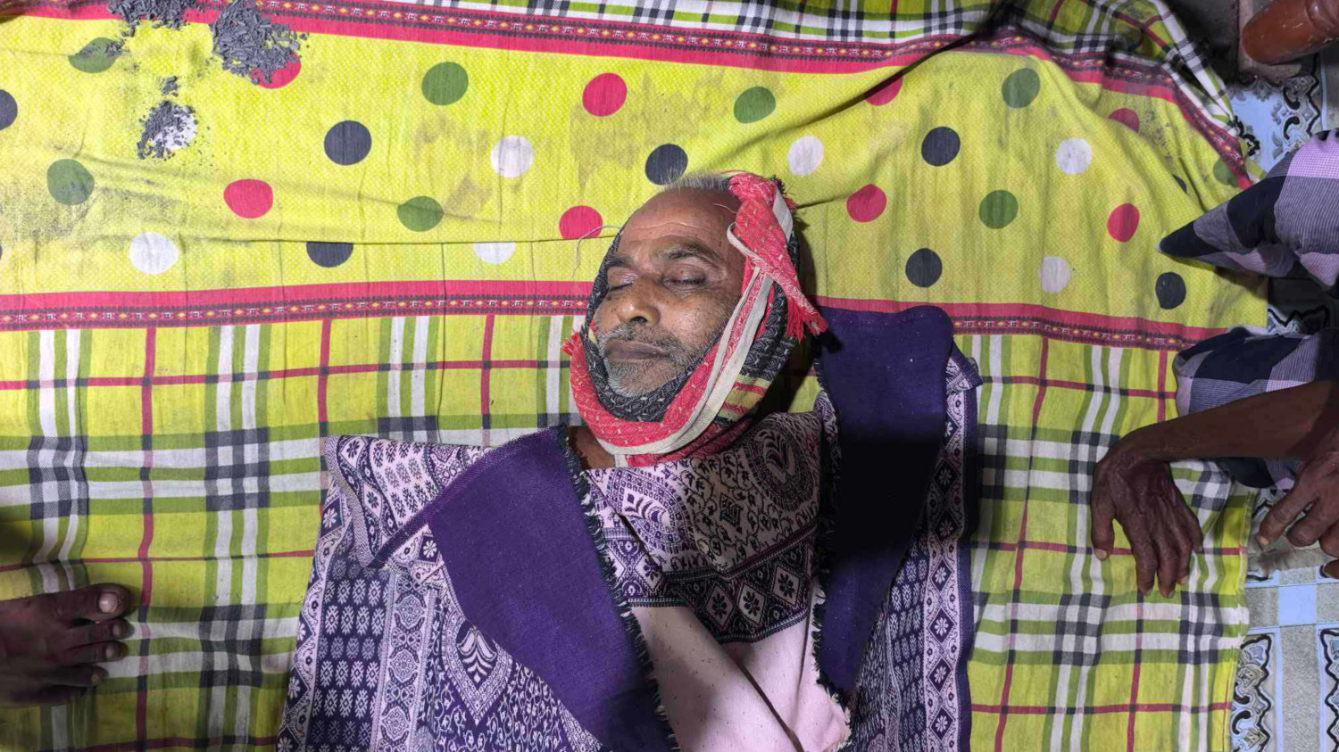 দেবিদ্বারে পুকুরে ডুবে বৃদ্ধের মৃত্যু।