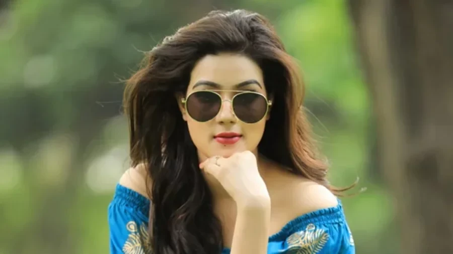 সংবাদ নিয়ে খেপেছেন মাহি!
