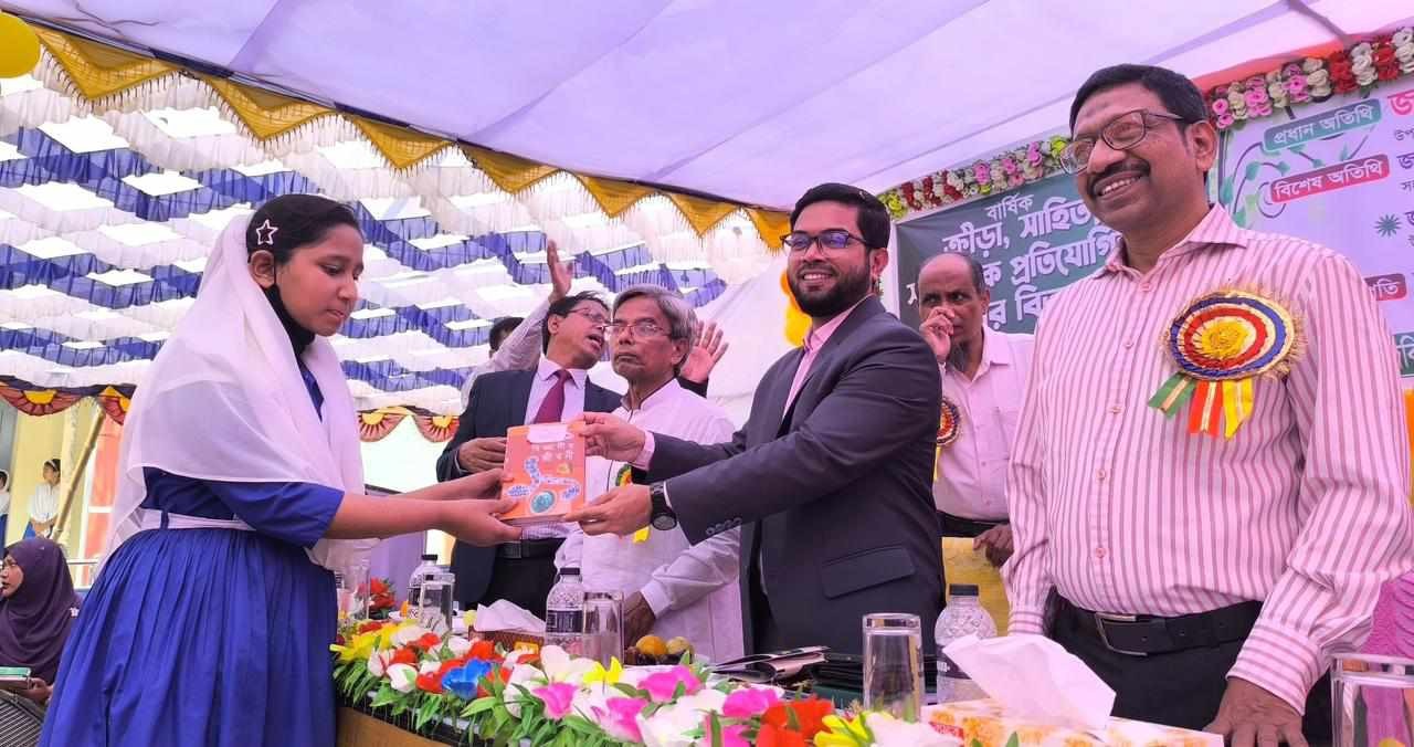 শিক্ষকের মর্যাদাহানী হয় এমন কাজ যেন শিক্ষার্থীরা না করেন