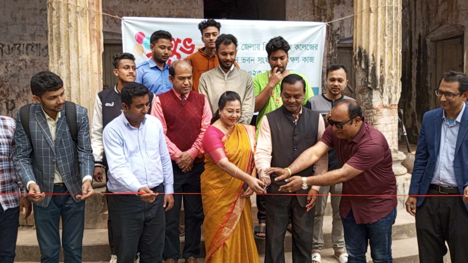 নড়াইল সরকারি ভিক্টোরিয়া কলেজের প্রথম গ্যালারি ভবণ সংস্কার উদ্বোধন