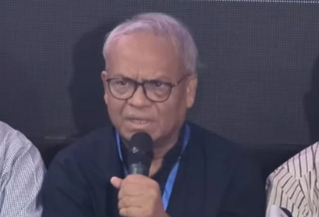 শেখ মুজিবের ছবি নামানো নিয়ে দুঃখ প্রকাশ রিজভীর