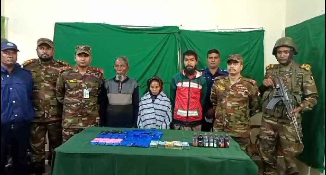 কুমিল্লায় যৌথ বাহিনীর অভিযানে ১২,৭৯০ পিস ইয়াবা, ফেন্সিডিল, মাদক বিক্রির নগদ টাকা সহ ৩ মাদক কারবারী আটক