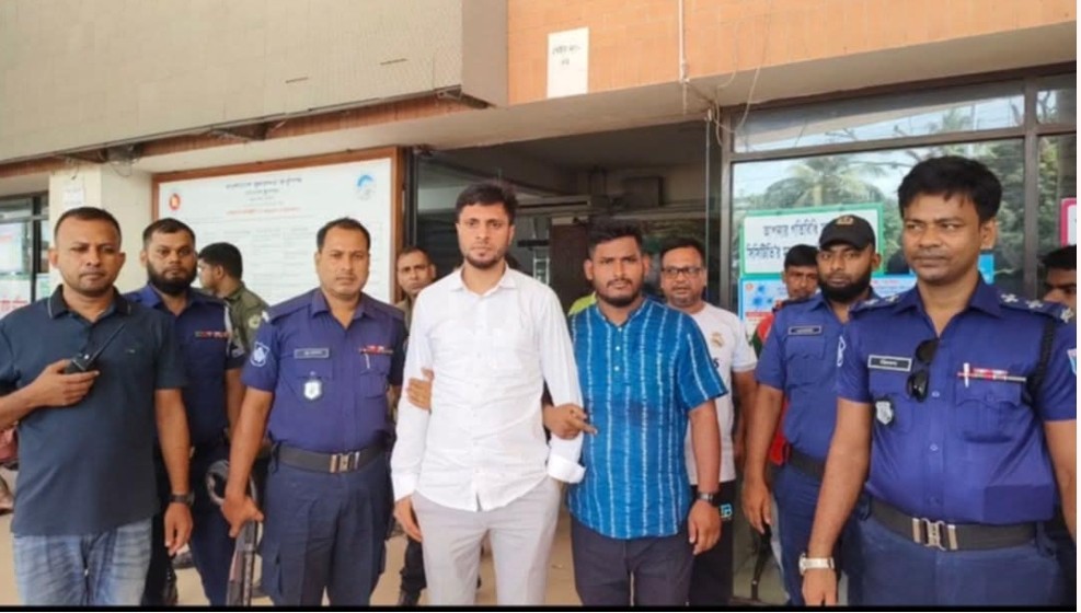 বেনাপোল ইমিগ্রেশনে আটক ছাত্রলীগ নেতা