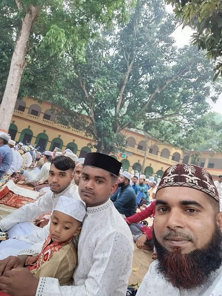 শার্শায় উৎসাহ উদ্দীপনার মধ্য দিয়ে ঈদুল ফিৎর উদযাপন