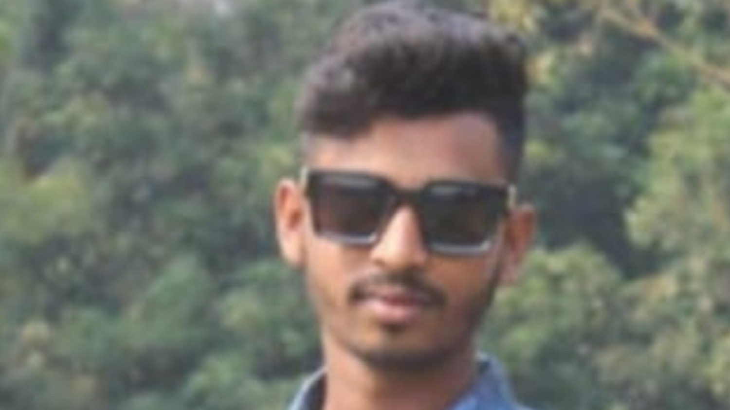 নড়াইলে বিষপানে কলেজ ছাত্র চয়ন মাঝি  আত্মহত্যা