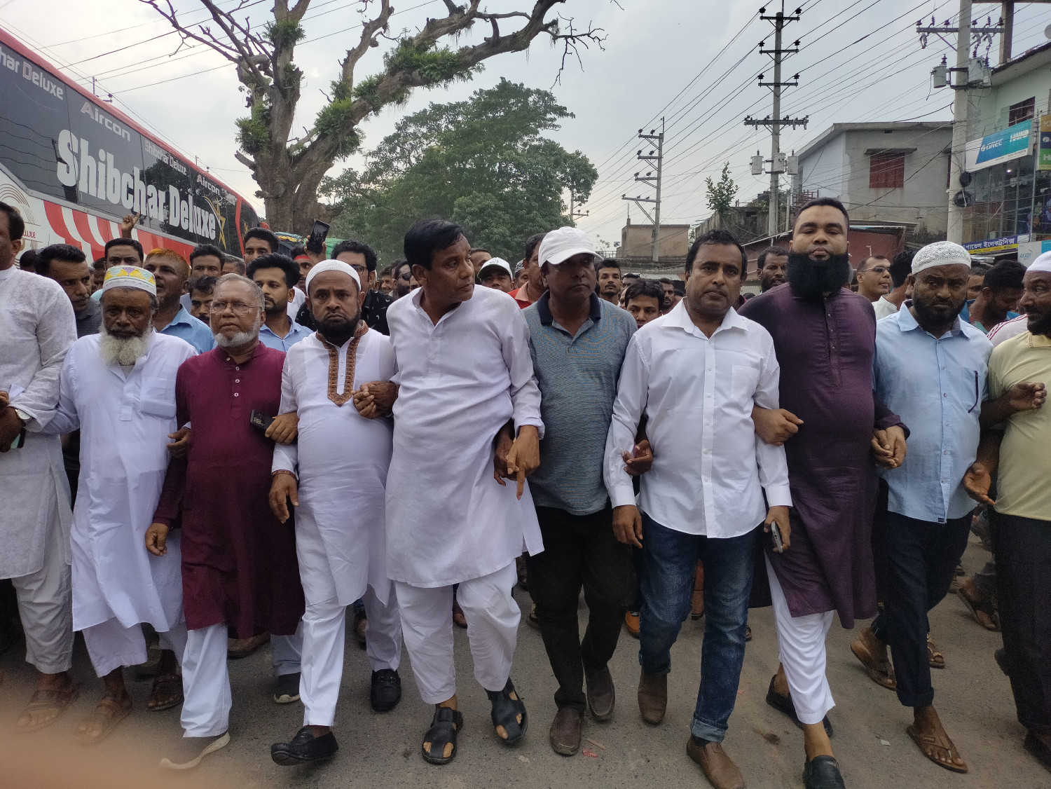 নাভারনে বিএনপির বিশাল আনন্দ মিছিল