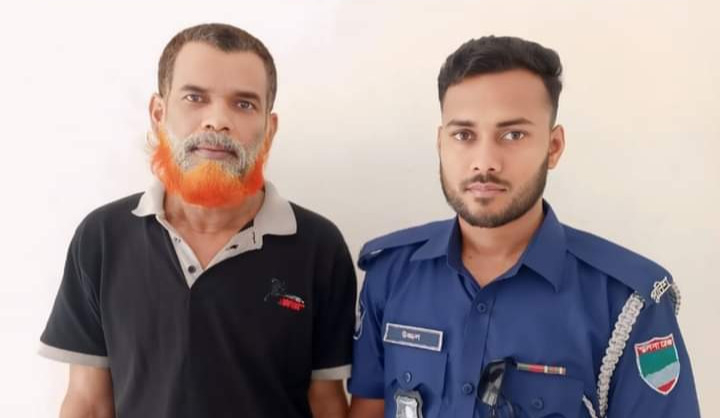 নড়াইলে পুলিশের অভিযানে সাজাপ্রাপ্ত আসামি গ্রেফতার