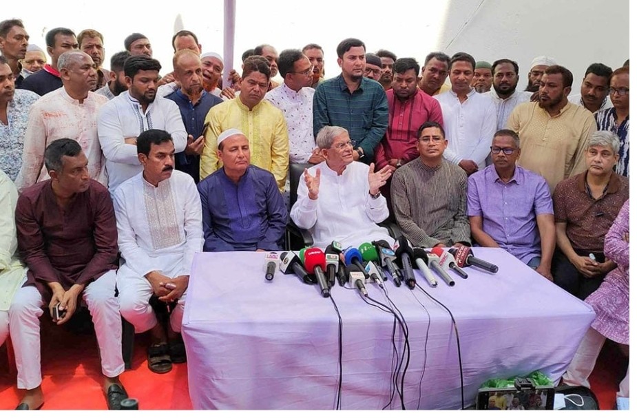 ন্যূনতম যে সংস্কার প্রয়োজন নির্বাচন অবাধ ও সুষ্ঠু করতে তা করতে হবে   :- মির্জা ফখরুল ইসলাম আলমগীর