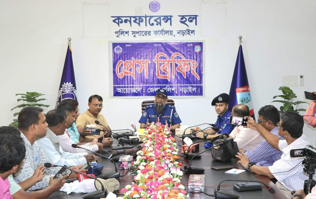 নড়াইলে নবাগত পুলিশ সুপার মহোদয়ের সাথে সাংবাদিকদের মতবিনিময় সভা অনুষ্ঠিত ১