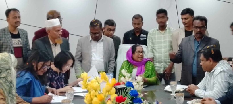 নড়াইলের হাটবাড়িয়া মহা শ্বশ্বানে ইলেকট্রিক চুল্লী নির্মাণ প্রকল্পসহ উন্নয়ন কর্মকান্ড পরিদর্শনে বিশ্ব ব্যাংকের প্রতিনিধি দল