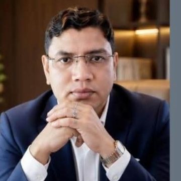 কবিতা, ডিগ্রিধারী দর্জি