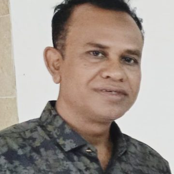 ছাত্রীদের কুপ্রস্তাব ও যৌন হয়রানির অভিযোগ: টুঙ্গিপাড়ায় বিক্ষোভের মুখে শিক্ষককে অব্যাহতি, তদন্ত কমিটি