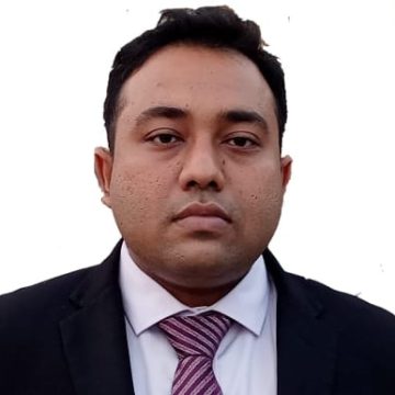দ্রুত ও নির্বিঘ্নে ভূমিসেবা, প্রশংসায় নড়াইল সদরের এসিল্যান্ড তাসফিকুর